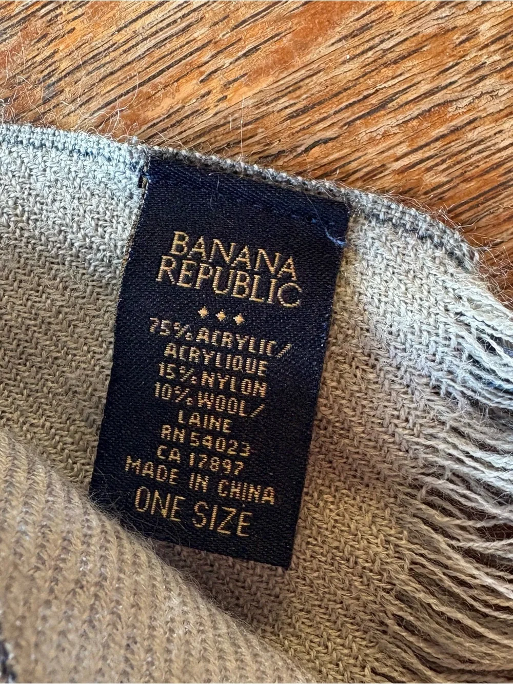 Banana Republic Striped Gray Fringed Scarf 0546